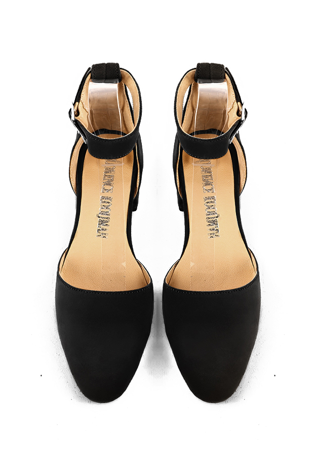 Women's matt black open side dress shoes, with a strap around the ankle. Round toe. Low block heels - Top view